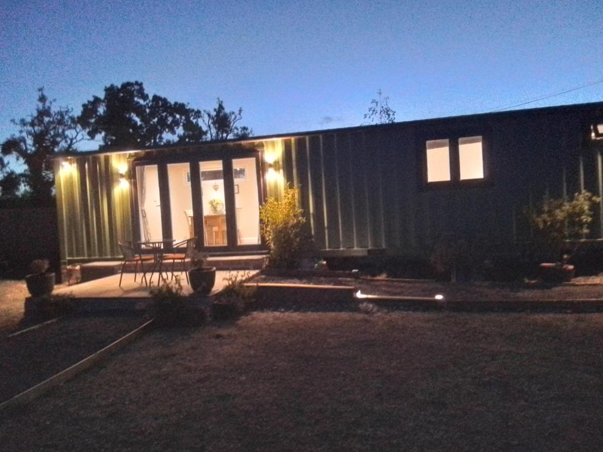 Sweet Pea Cabin Badsey Εξωτερικό φωτογραφία