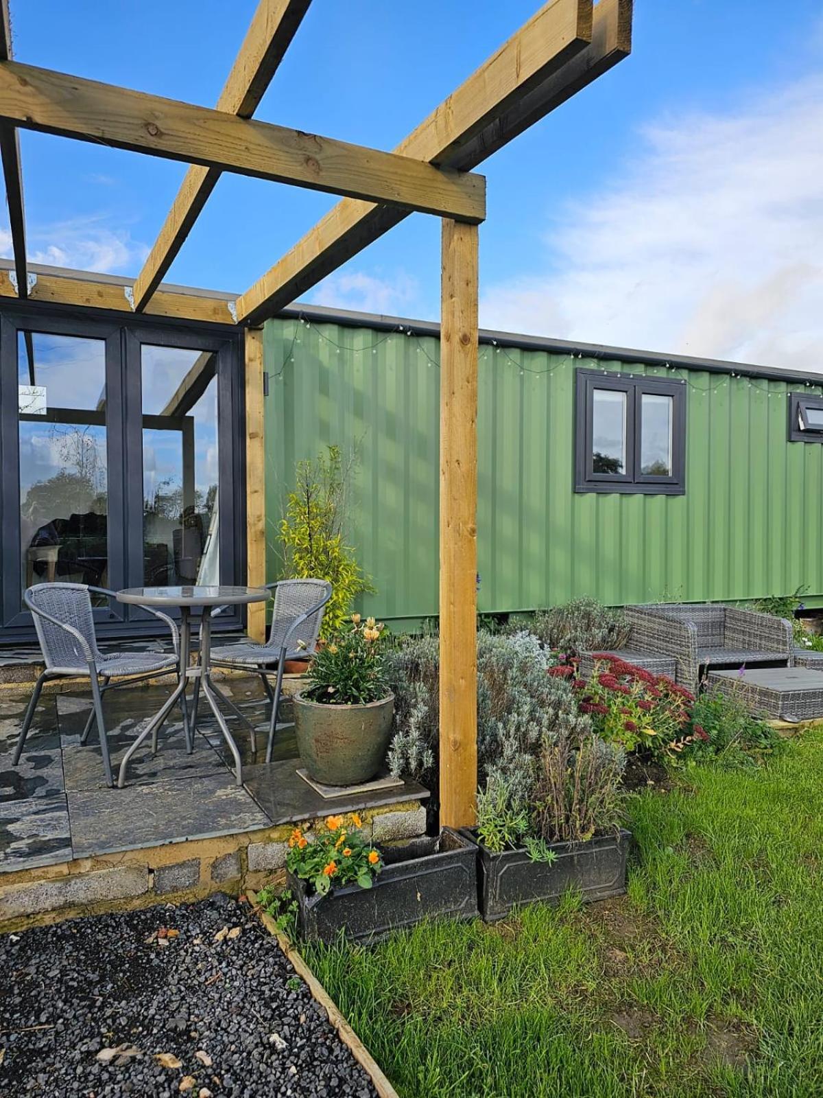 Sweet Pea Cabin Badsey Εξωτερικό φωτογραφία